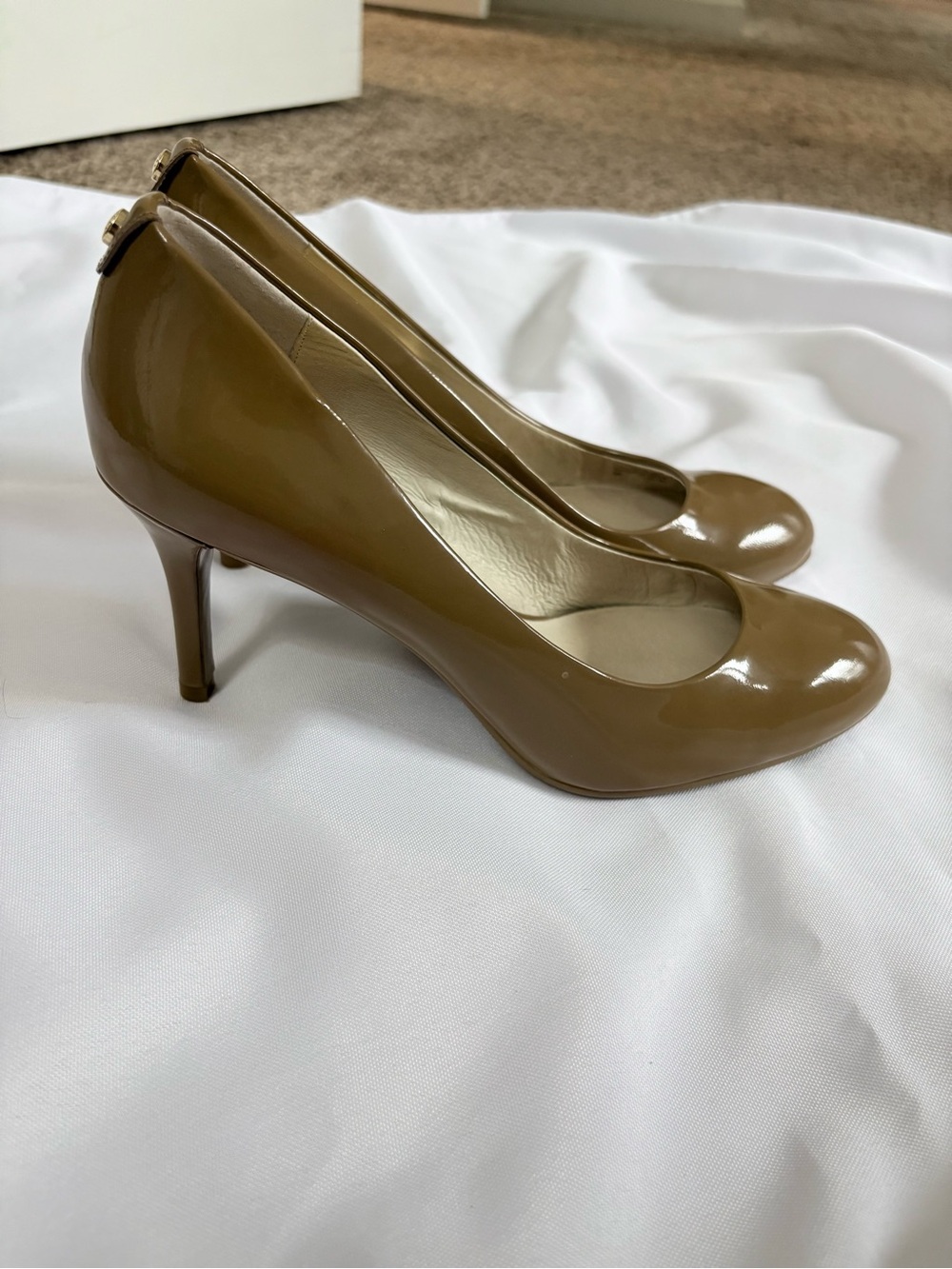 Michael Kors - Patent Leather Heels (Brown/Tan)